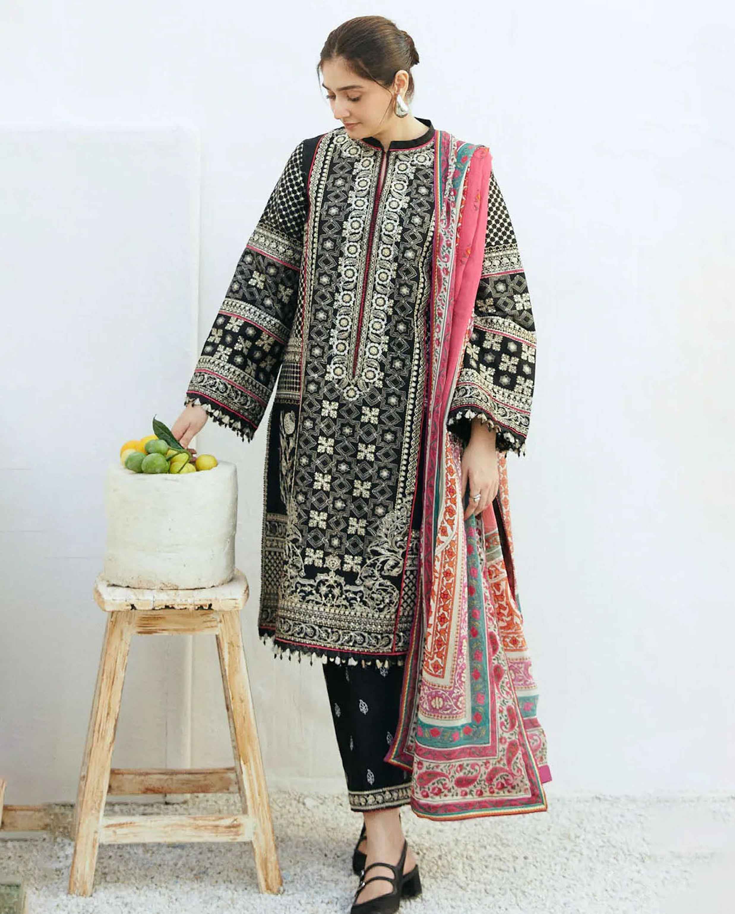 Coco by Zara Shahjahan | Luxury embroiderd | Dhanak