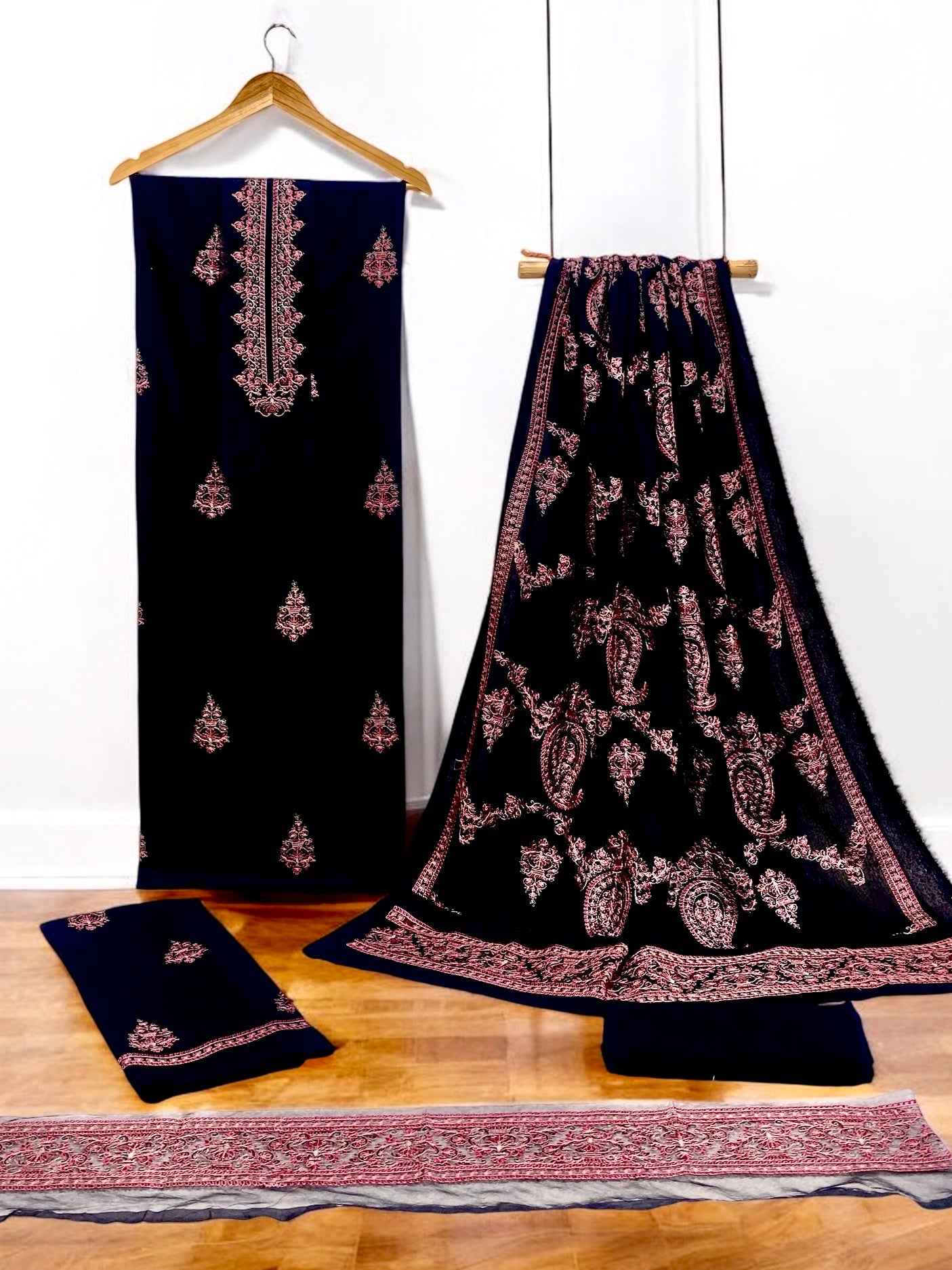 Bareeze | Luxury Emb | Karandi