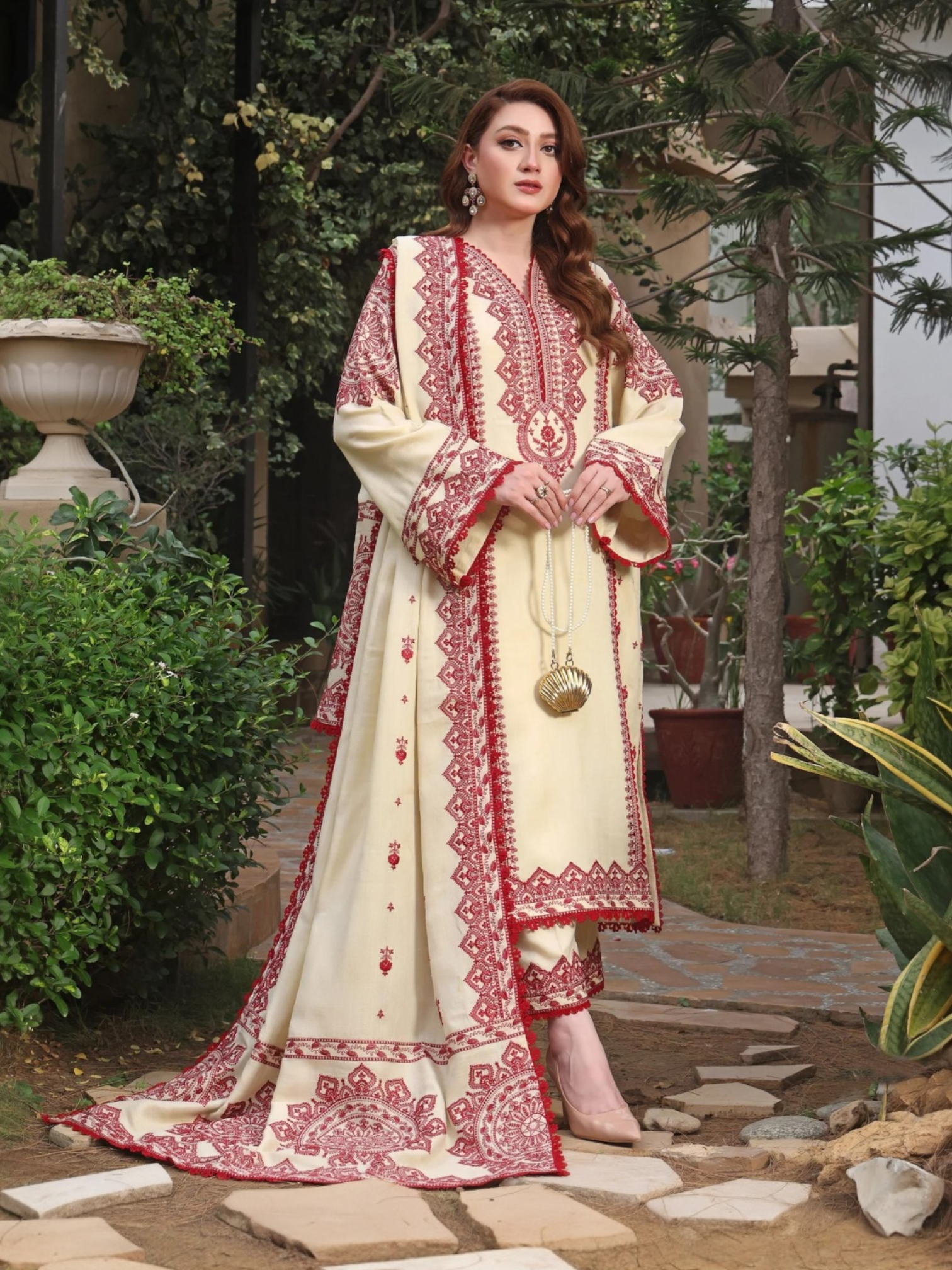 ANEELA – 3PC DHANAK UNSTITCHED EMBROIDERED SUIT
