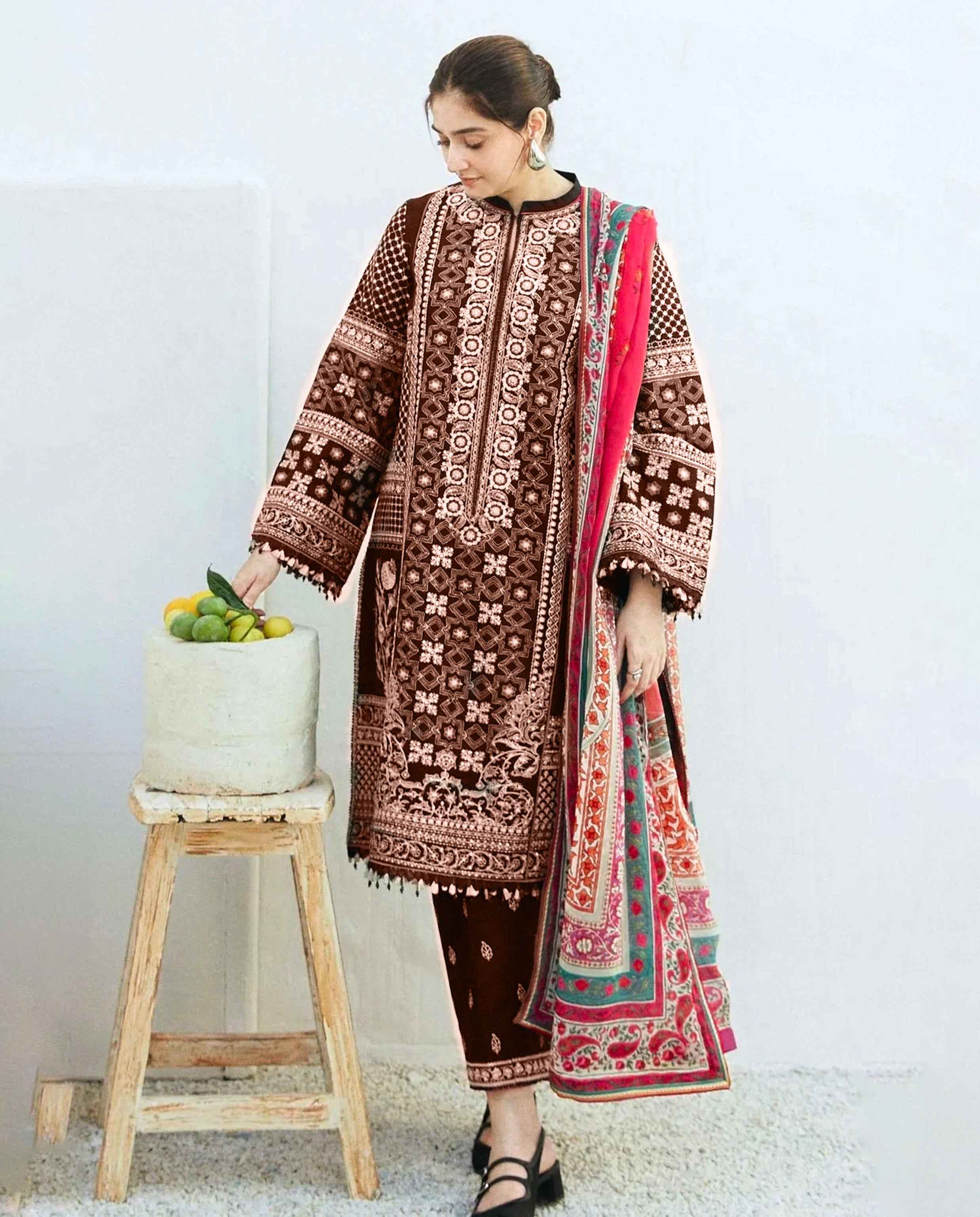 Coco by Zara Shahjahan | Luxury embroiderd | Dhanak