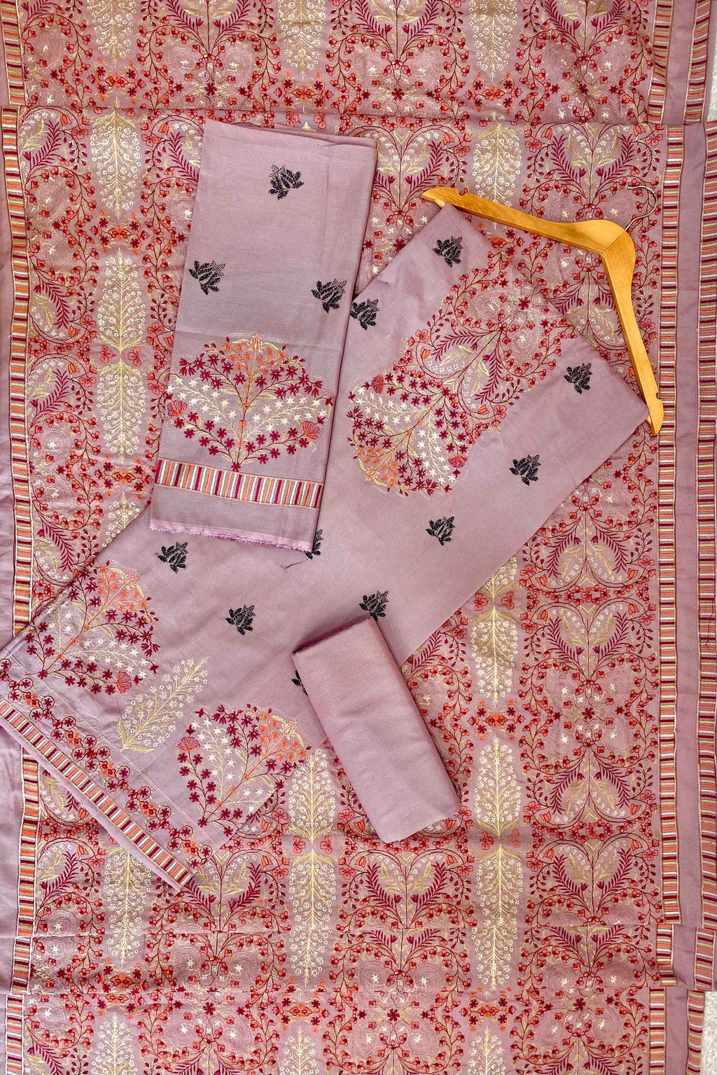 Bareeze | Luxury Emb | Karandi