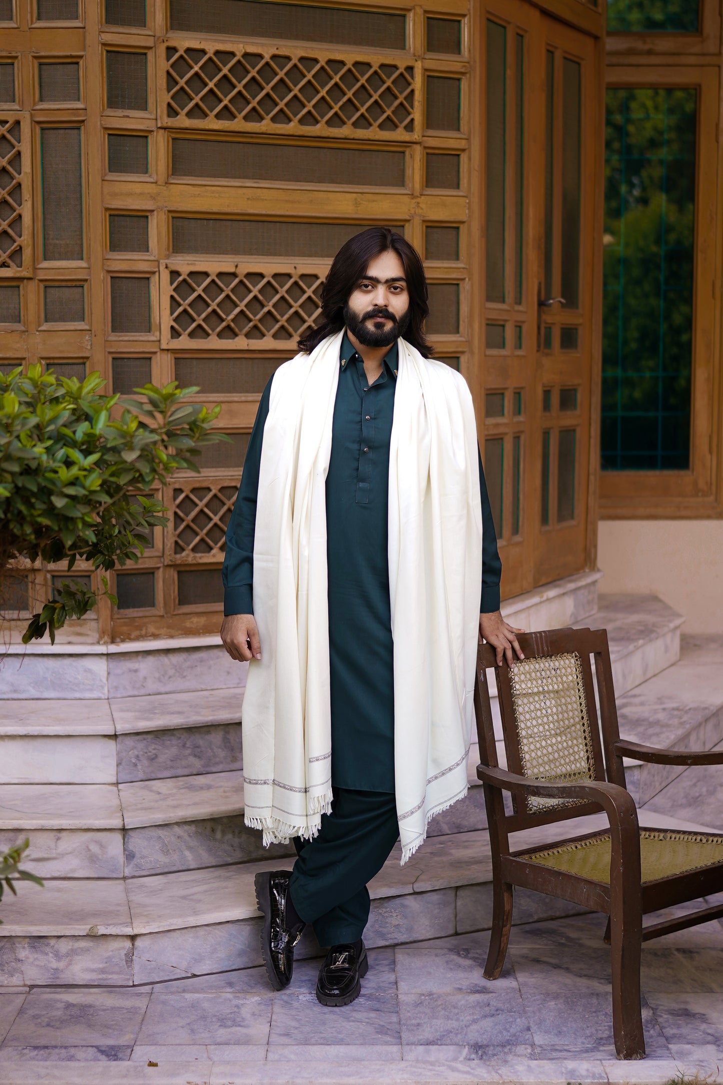 Alkaram | Mens Shawl | White