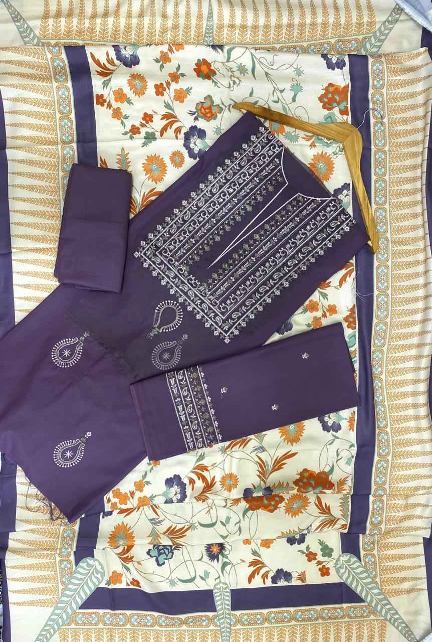 Urge | Luxury Embroiderd | Dhanak