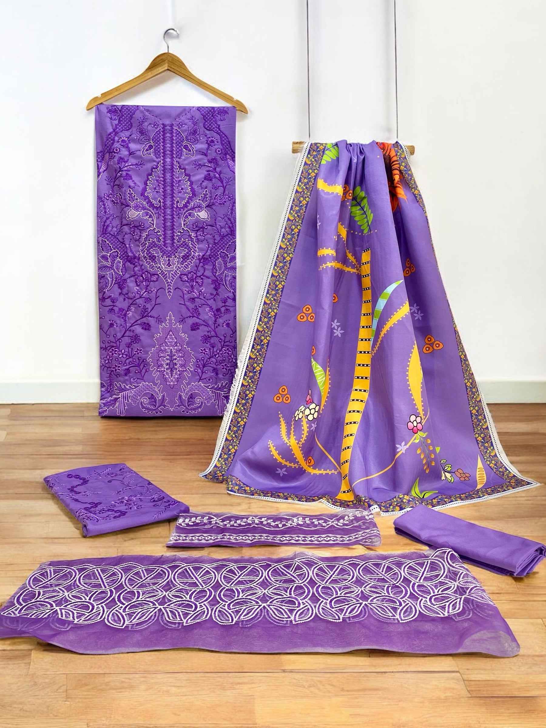 Mushq | Luxury Embroiderd | Dhanak