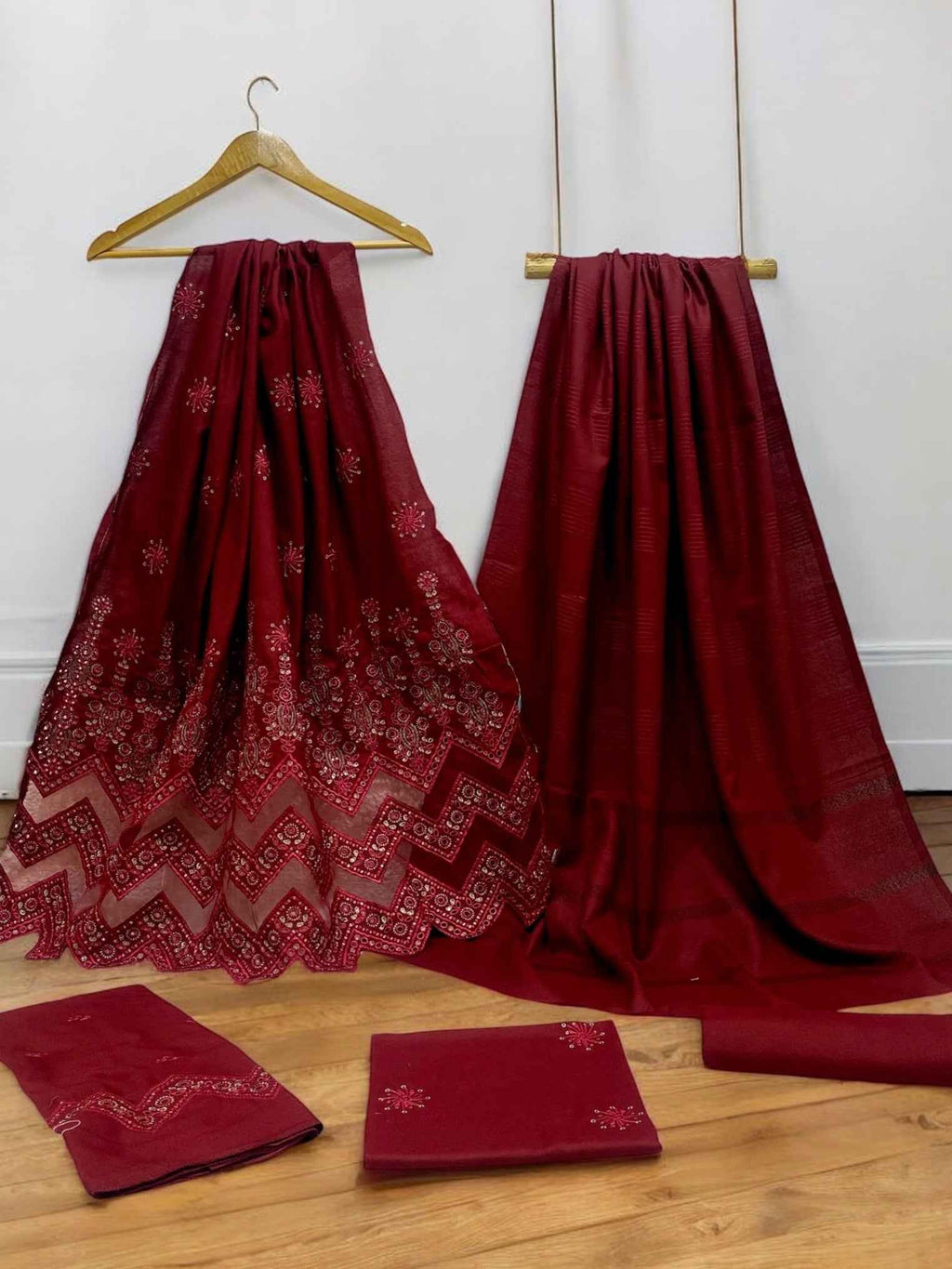 Makhmal | Luxury Embroidered | Dhanak