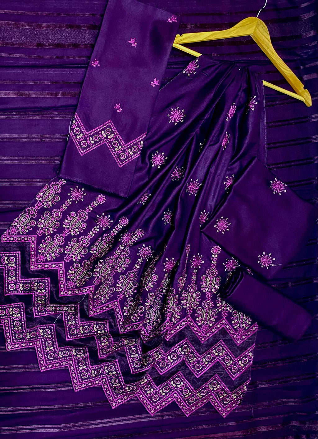 Makhmal | Luxury Embroidered | Dhanak
