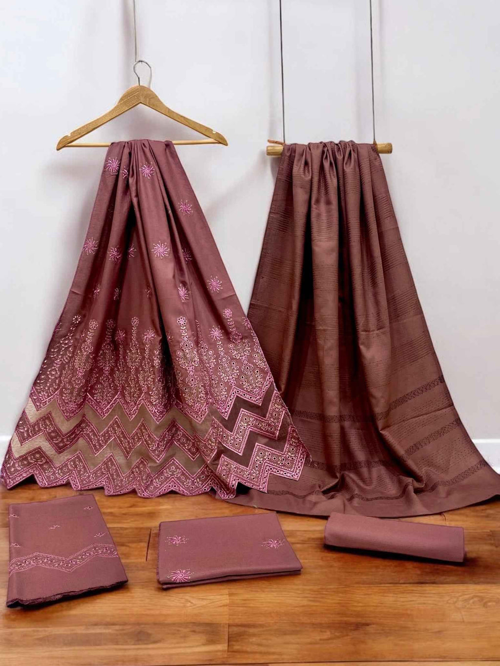 Makhmal | Luxury Embroidered | Dhanak